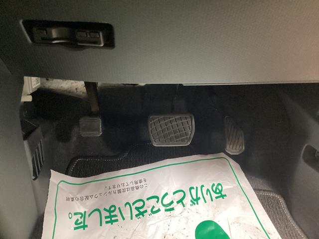 タント Ｘセレクション　ＥＴＣ　バックカメラ　両側スライド・片側電動　ナビ　ＴＶ　クリアランスソナー　衝突被害軽減システム　スマートキー　アイドリングストップ　電動格納ミラー　シートヒーター　ＣＶＴ（31枚目）