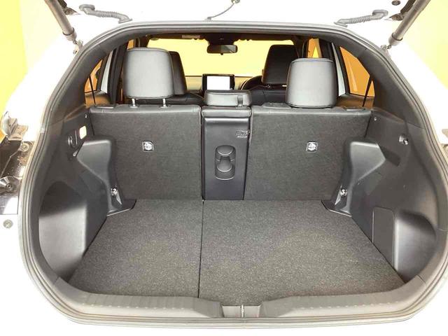 ヤリスクロス Ｚ　全周囲カメラ　クリアランスソナー　オートクルーズコントロール　レーンアシスト　パワーシート　衝突被害軽減システム　ナビ　ＴＶ　オートマチックハイビーム　オートライト　ブラインドスポットモニター（18枚目）