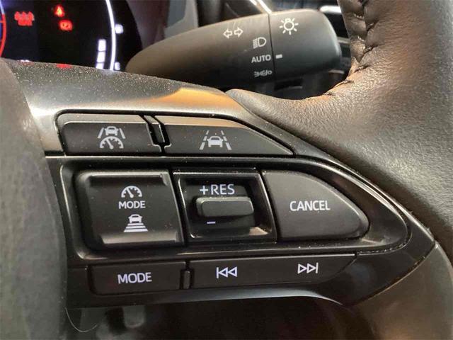 ヤリスクロス Ｚ　全周囲カメラ　クリアランスソナー　オートクルーズコントロール　レーンアシスト　パワーシート　衝突被害軽減システム　ナビ　ＴＶ　オートマチックハイビーム　オートライト　ブラインドスポットモニター（28枚目）