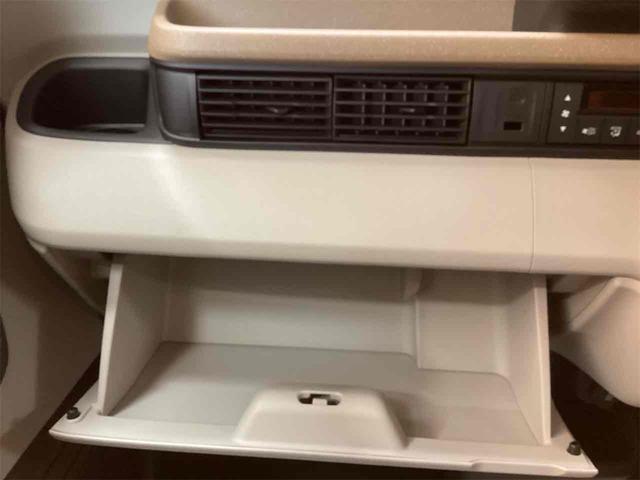 Ｎ－ＢＯＸ ベースグレード　バックカメラ　両側スライド・片側電動　クリアランスソナー　オートクルーズコントロール　衝突被害軽減システム　スマートキー　アイドリングストップ　電動格納ミラー　シートヒーター　ベンチシート　ＣＶＴ（33枚目）