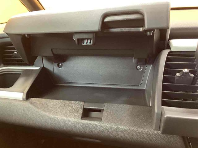 フィット ｅ：ＨＥＶホーム　ＥＴＣ　バックカメラ　ナビ　クリアランスソナー　オートクルーズコントロール　レーンアシスト　衝突被害軽減システム　アルミホイール　オートライト　ＬＥＤヘッドランプ　スマートキー（35枚目）