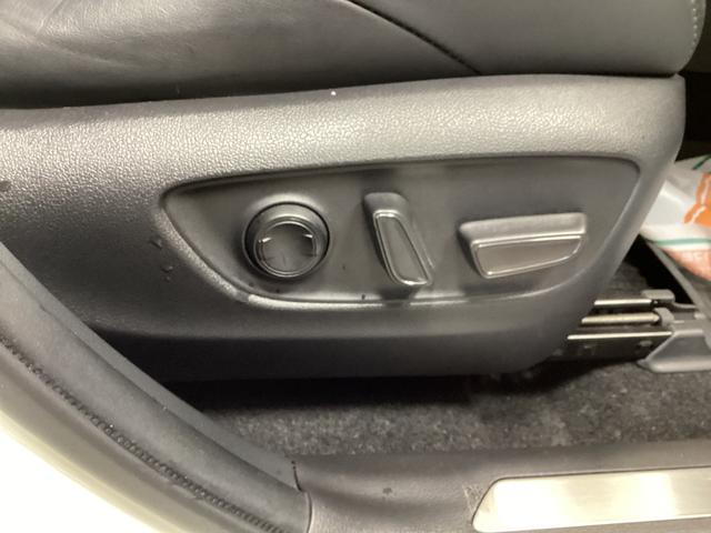 トヨタ ハリアー 28枚目