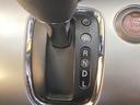必ず使用するシフトレバー。確りと確認したいですね。