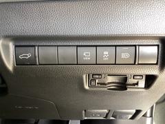 �����ȥޥ��å��ϥ��ӡ��ब��ܤ���Ƥ��ꡢ�ϥ��ӡ���ȥ����ӡ����ư�����ؤ�����֤���ԼԤʤɤ����ȯ���򥵥ݡ��Ȥ��ޤ��� 4