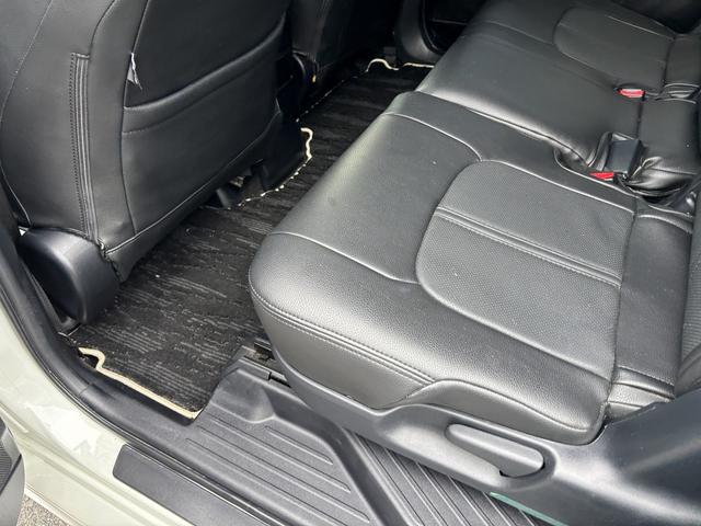 プリウスアルファ Ｓ　チューン　ブラックＩＩ　ワンオーナー車　アルパイン９インチナビ　モデリスタエアロ　フルセグＴＶ　Ｂｌｕｅｔｏｏｔｈ接続　ＤＶＤ再生可能　バックカメラ　シートヒーター　スマートキー　ＥＴＣ（35枚目）