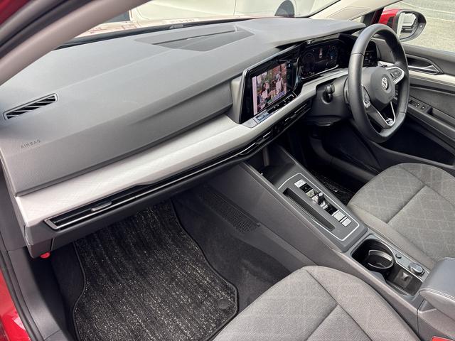 ゴルフヴァリアント ｅＴＳＩ　アクティブ　メーカーナビゲーション　バックカメラ　ドラレコ　禁煙車　ルーフレール　スマートキー　ＥＴＣ　レーダークルーズ　衝突軽減　純１６インチアルミ（32枚目）