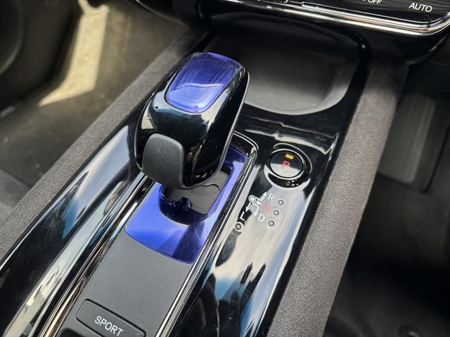ヴェゼル ハイブリッドＲＳ・ホンダセンシング　ディーラーナビ　フルセグＴＶ　バックカメラ　ホンダセンシング　シートヒーター　スマートキー　ＥＴＣ　コンビシート（23枚目）