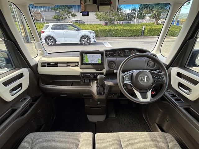 Ｎ－ＢＯＸ Ｌ　ワンオーナー車　ホンダセンシング　ナビ　フルセグＴＶ　バックカメラ　左側パワースライド　スマートキー　ＥＴＣ（5枚目）