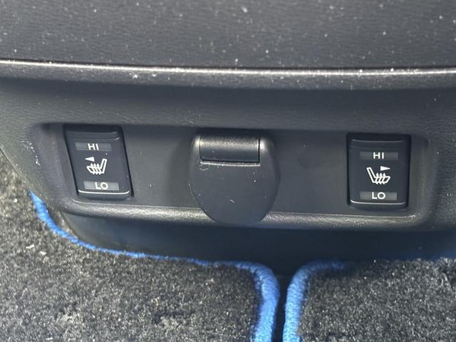 セレナ ｅ－パワー　ハイウェイスターＶ　１０インチディーラーナビ　フルセグ　全周囲モニター　フリップダウンモニター　両側パワースライドドア　プロパイロット　ＢＳＭ　ハンドルヒーター　レーダークルーズ　衝突軽減　ＥＴＣ　スマートキー２個（35枚目）