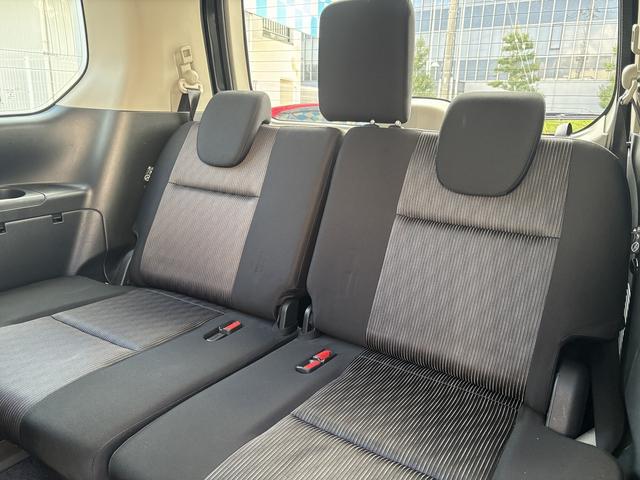 セレナ ｅ－パワー　ハイウェイスターＶ　１０インチディーラーナビ　フルセグ　全周囲モニター　フリップダウンモニター　両側パワースライドドア　プロパイロット　ＢＳＭ　ハンドルヒーター　レーダークルーズ　衝突軽減　ＥＴＣ　スマートキー２個（47枚目）