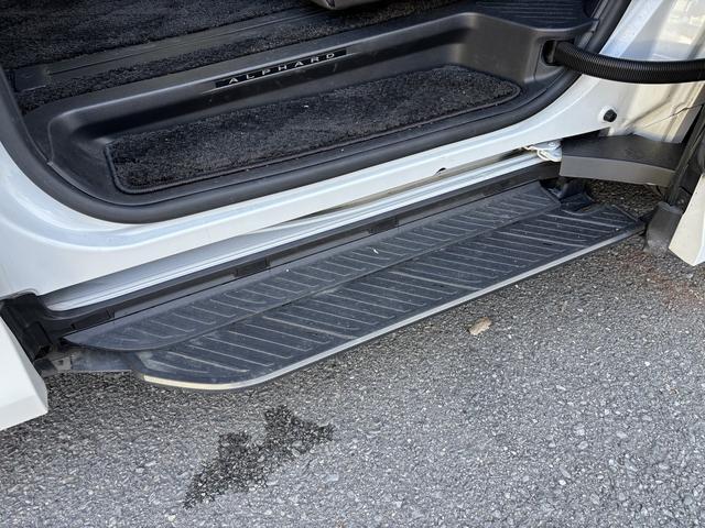 アルファード Ｚ　禁煙　サンルーフ　ＨＵＤ　デジタルインナーミラー　トヨタチームメイト　ユニバーサルステップ　メーカーディスプレイオーディオ　ナビ・フルセグ　全周囲モニター　両側パワースライド　パワーバックドア　ＢＳＭ（32枚目）