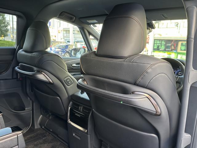 アルファード Ｚ　禁煙　サンルーフ　ＨＵＤ　デジタルインナーミラー　トヨタチームメイト　ユニバーサルステップ　メーカーディスプレイオーディオ　ナビ・フルセグ　全周囲モニター　両側パワースライド　パワーバックドア　ＢＳＭ（45枚目）