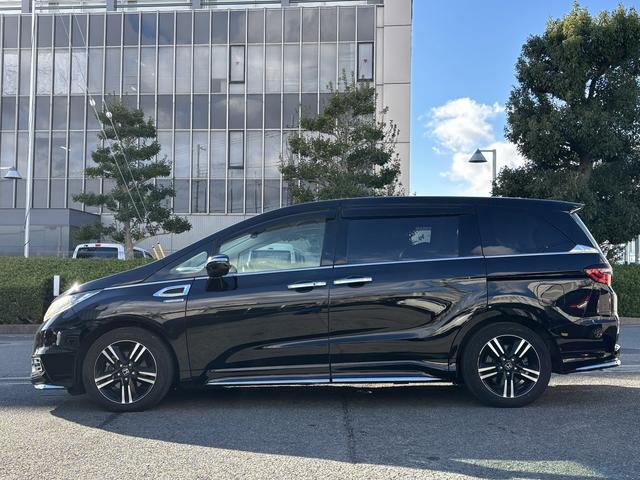 オデッセイハイブリッド ハイブリッドアブソルート・ホンダセンシングＥＸパック　８インチナビ（ＶＸＭ－１７５ＶＦＥｉ）　黒レザーシート　両側パワースライドドア　フルセグＴＶ　バックカメラ　シートヒーター　ホンダセンシング　ＬＥＤヘッドライト　ＥＴＣ　スマートキー（11枚目）