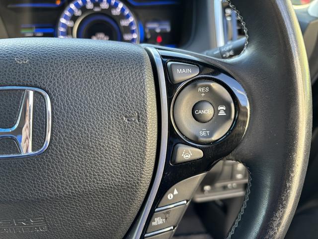 オデッセイハイブリッド ハイブリッドアブソルート・ホンダセンシングＥＸパック　８インチナビ（ＶＸＭ－１７５ＶＦＥｉ）　黒レザーシート　両側パワースライドドア　フルセグＴＶ　バックカメラ　シートヒーター　ホンダセンシング　ＬＥＤヘッドライト　ＥＴＣ　スマートキー（21枚目）