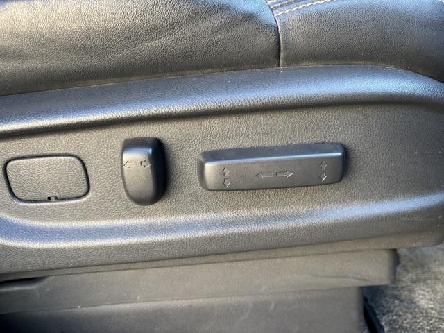 オデッセイハイブリッド ハイブリッドアブソルート・ホンダセンシングＥＸパック　８インチナビ（ＶＸＭ－１７５ＶＦＥｉ）　黒レザーシート　両側パワースライドドア　フルセグＴＶ　バックカメラ　シートヒーター　ホンダセンシング　ＬＥＤヘッドライト　ＥＴＣ　スマートキー（35枚目）