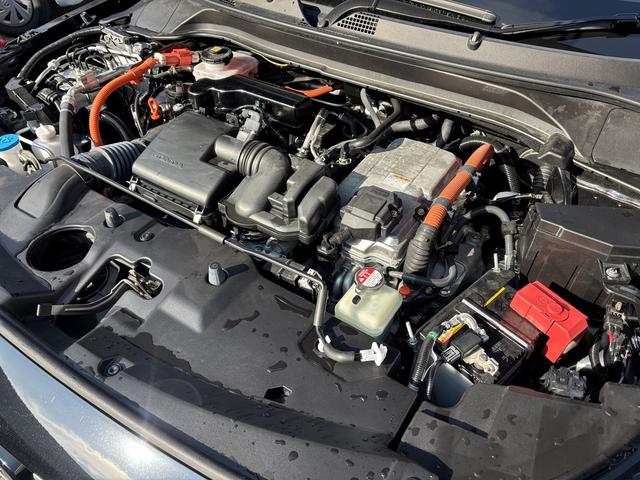 ヴェゼル ｅ：ＨＥＶ　Ｚ　禁煙車　９インチホンダコネクトナビ　全周囲モニター　ホンダセンシング　ＯＰエアロブラウン　ＬＥＤヘッドライト　パワーバックドア　ワンオーナー車　ＥＴＣ２．０　フルセグＴＶ　シートヒーター　コンビシート（46枚目）