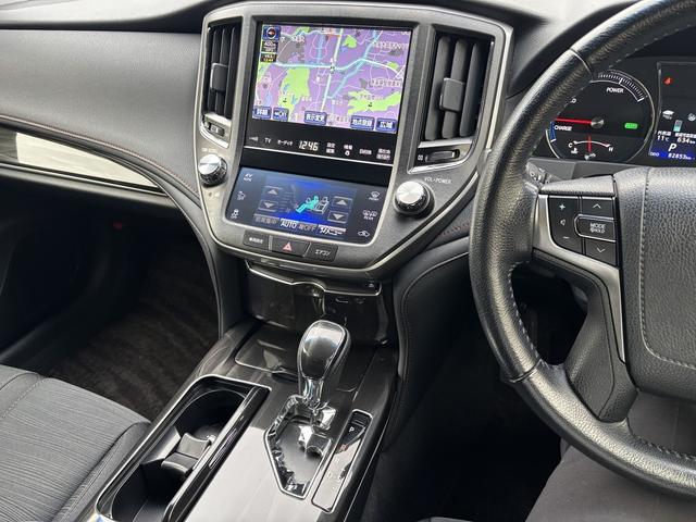 クラウンハイブリッド アスリートＳ　禁煙　メーカーナビ　フルセグテレビ　バックカメラ　スマートキー　パワーシート　シートヒーター　クルコン　ハンドルヒーター　純正１７インチアルミ（22枚目）