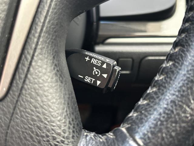 クラウンハイブリッド アスリートＳ　禁煙　メーカーナビ　フルセグテレビ　バックカメラ　スマートキー　パワーシート　シートヒーター　クルコン　ハンドルヒーター　純正１７インチアルミ（31枚目）