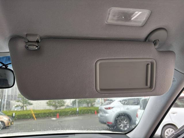 クラウンハイブリッド アスリートＳ　禁煙　メーカーナビ　フルセグテレビ　バックカメラ　スマートキー　パワーシート　シートヒーター　クルコン　ハンドルヒーター　純正１７インチアルミ（35枚目）
