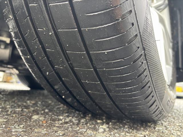 クラウンハイブリッド アスリートＳ　禁煙　メーカーナビ　フルセグテレビ　バックカメラ　スマートキー　パワーシート　シートヒーター　クルコン　ハンドルヒーター　純正１７インチアルミ（58枚目）