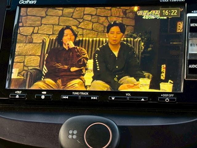 フィットハイブリッド シーズ　ファインスタイル　車検２年　禁煙車　シートヒーター　クルーズコントロール　ディーラーナビ　地デジＴＶ　Ｒカメラ　ＥＴＣ（26枚目）