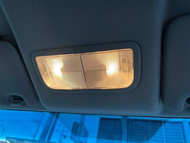 フィットハイブリッド シーズ　ファインスタイル　車検２年　禁煙車　シートヒーター　クルーズコントロール　ディーラーナビ　地デジＴＶ　Ｒカメラ　ＥＴＣ（35枚目）