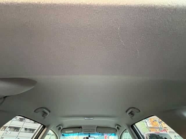 フィットハイブリッド シーズ　ファインスタイル　車検２年　禁煙車　シートヒーター　クルーズコントロール　ディーラーナビ　地デジＴＶ　Ｒカメラ　ＥＴＣ（41枚目）