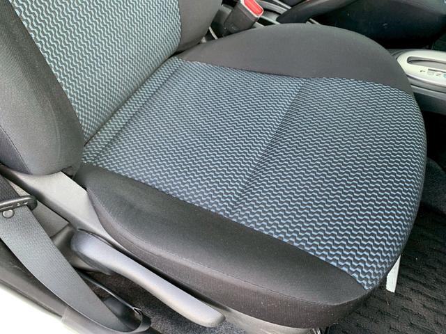 ノート Ｘ　エアロスタイル　禁煙車　ナビ　フルセグＴＶ　バックカメラ　ＥＴＣ　スマートキー（18枚目）