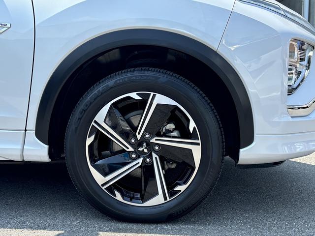 エクリプスクロスＰＨＥＶ Ｐ　メーカー純正ナビ　ドライブレコーダー　ＡＣ１５００Ｗ　コーナーセンサー　全周囲モニター　バックカメラ　シートヒーター　ＥＴＣ　パドルシフト　レーンキーピング　レーダークルーズ（43枚目）