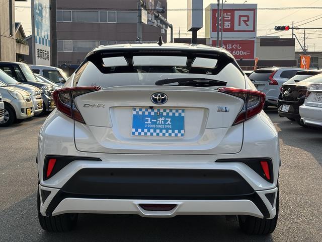 Ｃ－ＨＲ Ｇ　モード　ネロ　禁煙車・モデリスタエアロ・ディーラーナビ・Ｒカメラ・フルセグＴＶ・ＢＳＭ・シートヒーター・ＥＴＣ・スマートキー二本・純正違いアルミ（17枚目）