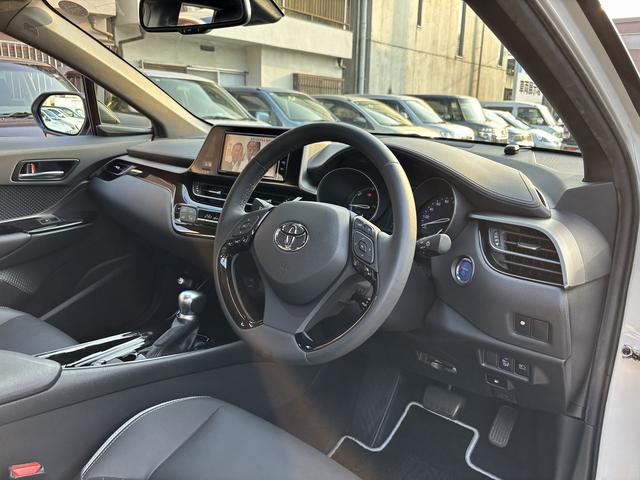 Ｃ－ＨＲ Ｇ　モード　ネロ　禁煙車・モデリスタエアロ・ディーラーナビ・Ｒカメラ・フルセグＴＶ・ＢＳＭ・シートヒーター・ＥＴＣ・スマートキー二本・純正違いアルミ（25枚目）