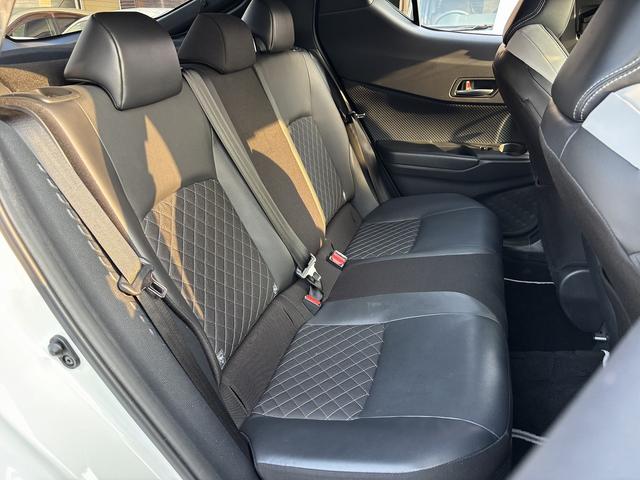Ｃ－ＨＲ Ｇ　モード　ネロ　禁煙車・モデリスタエアロ・ディーラーナビ・Ｒカメラ・フルセグＴＶ・ＢＳＭ・シートヒーター・ＥＴＣ・スマートキー二本・純正違いアルミ（29枚目）