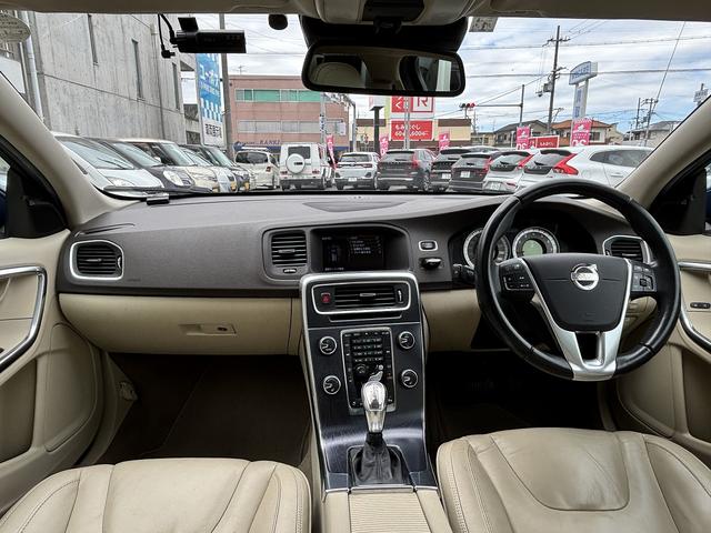 Ｖ６０ オーシャンレース・エディション　メーカーナビ／バックソナー／Ｆ席パワーシート／シートヒーター／衝突軽減システム／車線逸脱警報／レーダークルーズコントロール／スマートキーＥＴＣ（42枚目）