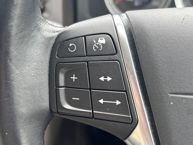 Ｖ６０ オーシャンレース・エディション　メーカーナビ／バックソナー／Ｆ席パワーシート／シートヒーター／衝突軽減システム／車線逸脱警報／レーダークルーズコントロール／スマートキーＥＴＣ（48枚目）