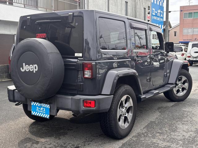 ジープ・ラングラーアンリミテッド サハラ　禁煙車　アルパインサウンド　クルーズコントロール　バックカメラ　Ｆサイドカメラ　背面タイヤ　ＥＴＣ　フルセグ　社外７インチナビ（9枚目）