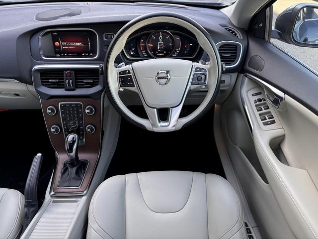Ｖ４０ Ｄ４　インスクリプション　クルーズコントロール　セーフティパッケージ　ＬＥＤヘッドライト　ハーマンカードン　メーカーナビ　バックモニター　シートヒーター　ＥＴＣ　パドルシフト（16枚目）