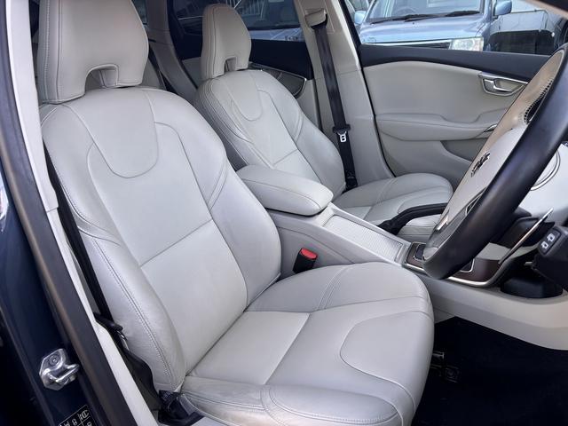 Ｖ４０ Ｄ４　インスクリプション　クルーズコントロール　セーフティパッケージ　ＬＥＤヘッドライト　ハーマンカードン　メーカーナビ　バックモニター　シートヒーター　ＥＴＣ　パドルシフト（17枚目）