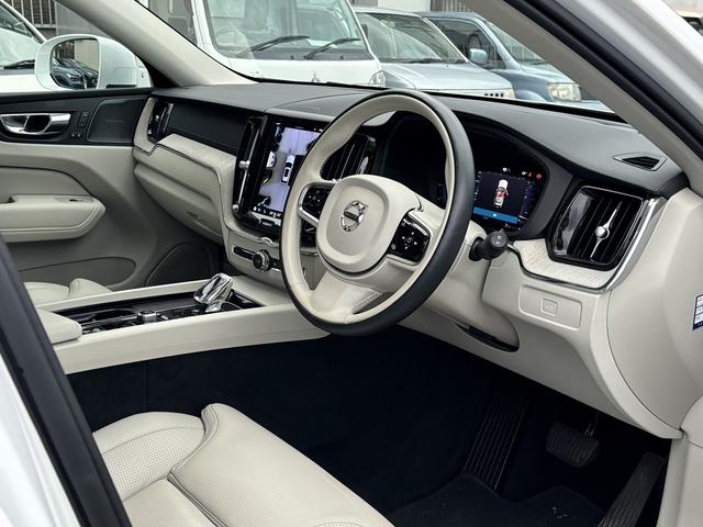 ＸＣ６０ アルティメット　Ｂ５　ＡＷＤ　ハーマンカードン　ドライブレコーダー　ＦＲシートヒーター　パノラマルーフ　白革シート　ヘッドアップディスプレイ　全周囲モニター　エアーシート　ＥＴＣ　パワーバックドア（16枚目）