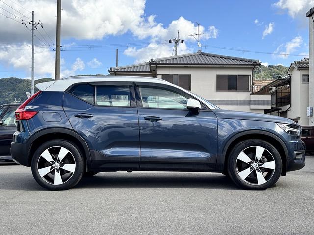 ＸＣ４０ Ｂ４　ＡＷＤ　モメンタム　メーカー純正ナビ　アイスホワイトＰＫＧ　パワーシートＰＫＧ　バーサティリィＰＫＧ　クライメートＰＫＧ　ハンズフリーパワーバックドア　全周囲モニター　ＥＴＣ　フルセグＴＶ（21枚目）