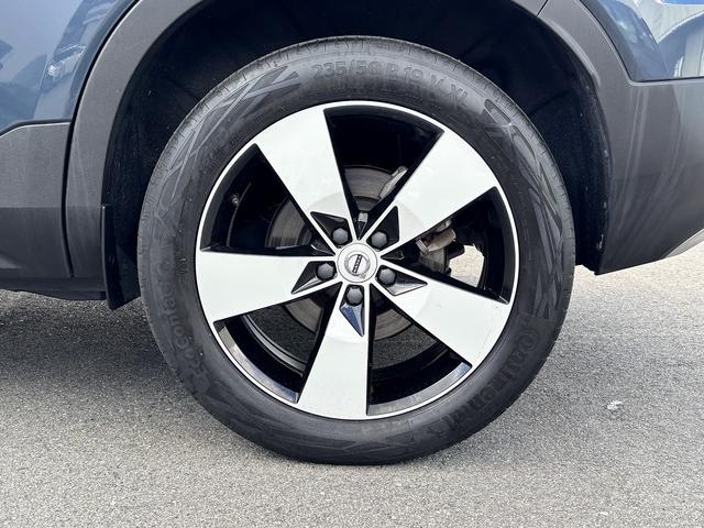 ＸＣ４０ Ｂ４　ＡＷＤ　モメンタム　メーカー純正ナビ　アイスホワイトＰＫＧ　パワーシートＰＫＧ　バーサティリィＰＫＧ　クライメートＰＫＧ　ハンズフリーパワーバックドア　全周囲モニター　ＥＴＣ　フルセグＴＶ（53枚目）