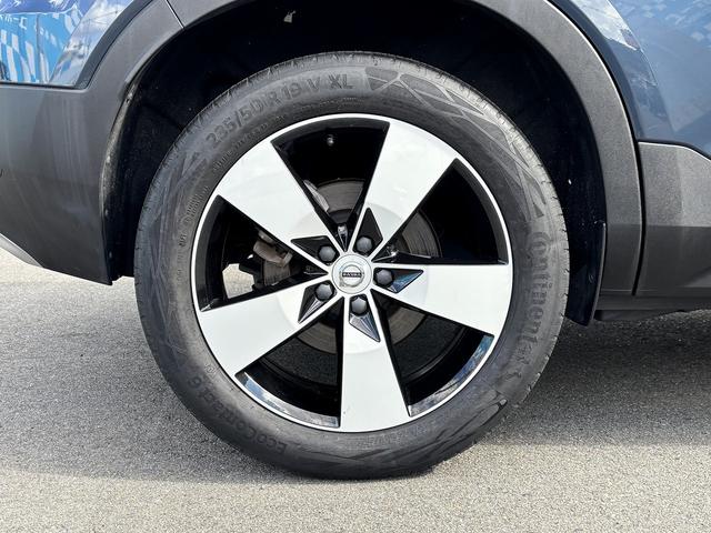 ＸＣ４０ Ｂ４　ＡＷＤ　モメンタム　メーカー純正ナビ　アイスホワイトＰＫＧ　パワーシートＰＫＧ　バーサティリィＰＫＧ　クライメートＰＫＧ　ハンズフリーパワーバックドア　全周囲モニター　ＥＴＣ　フルセグＴＶ（54枚目）