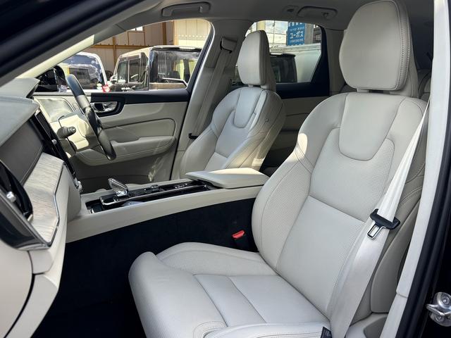XC60 B5 AWD インスクリプション Google搭載純正ナビ ヘッドアップディスプレイ ハーマンカードン 前後シートヒーター シートエアコン パワーバックドア 白革シート(20枚目)