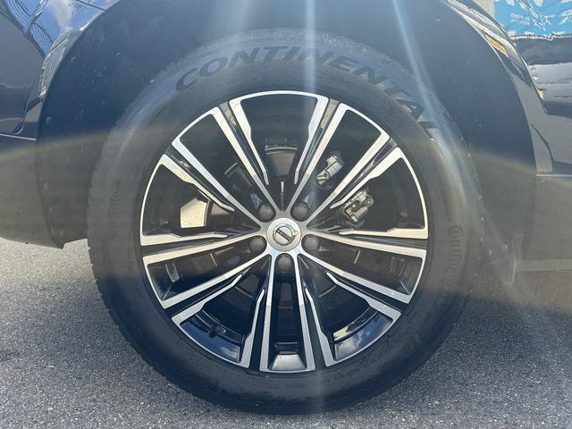 XC60 B5 AWD インスクリプション Google搭載純正ナビ ヘッドアップディスプレイ ハーマンカードン 前後シートヒーター シートエアコン パワーバックドア 白革シート(35枚目)