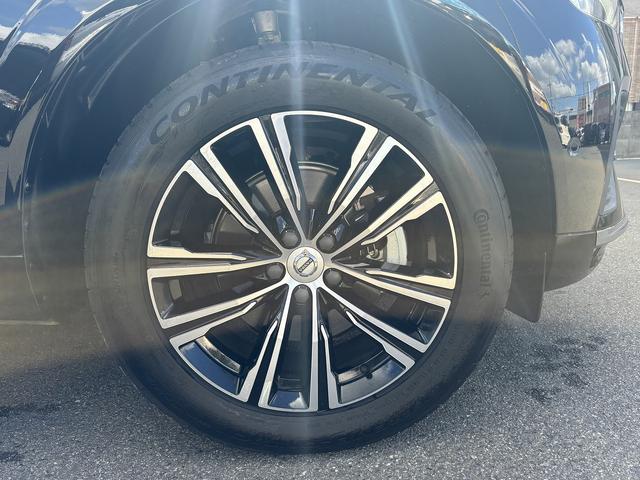 XC60 B5 AWD インスクリプション Google搭載純正ナビ ヘッドアップディスプレイ ハーマンカードン 前後シートヒーター シートエアコン パワーバックドア 白革シート(36枚目)