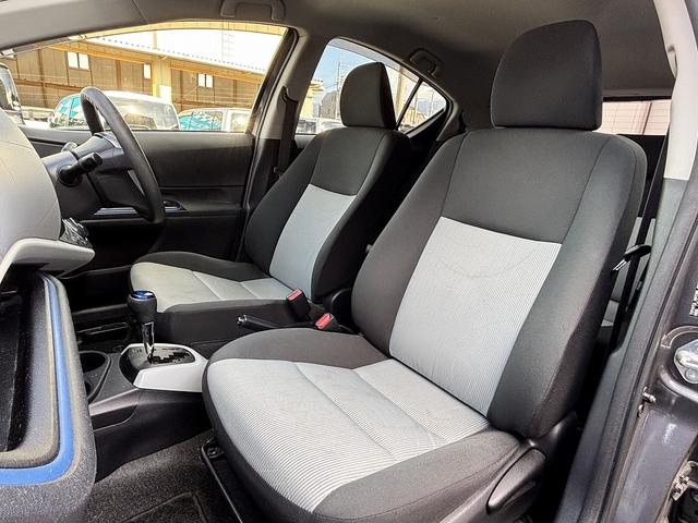 アクア Ｓ　ユーザー買取　社外フルセグナビ（ＣＮ－Ｒ３００ＷＤ）　バックモニター　ＥＴＣ　プッシュスタート　スマートキー（35枚目）