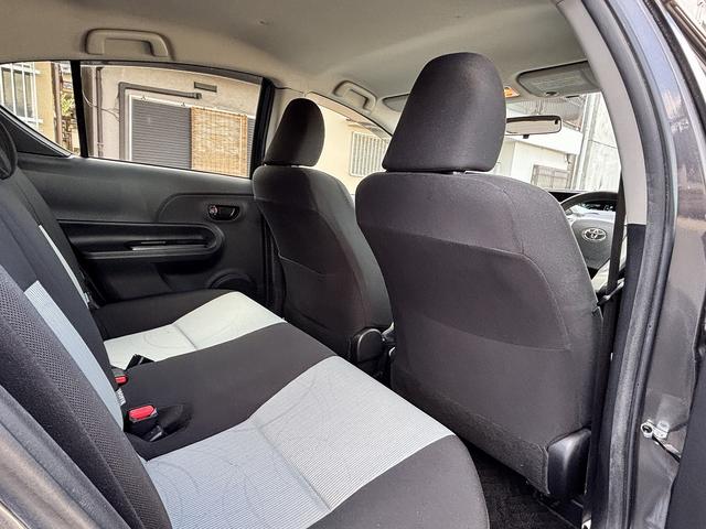 アクア Ｓ　ユーザー買取　社外フルセグナビ（ＣＮ－Ｒ３００ＷＤ）　バックモニター　ＥＴＣ　プッシュスタート　スマートキー（39枚目）