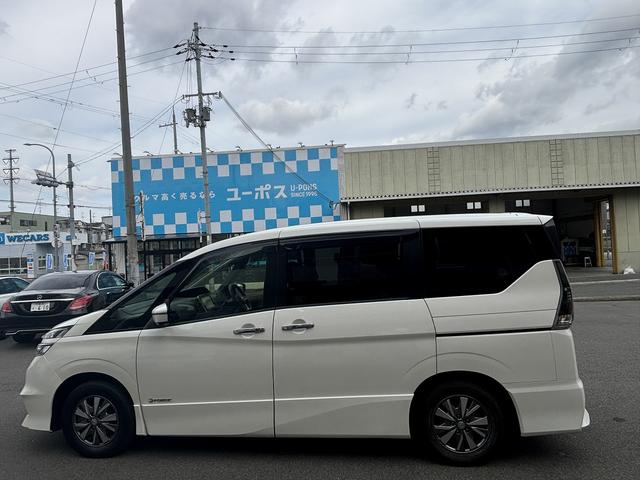 セレナ ｅ－パワー　ハイウェイスターＶ　１０インチディーラー純正ナビ　全周囲モニター　バックカメラ　両側パワースライドドア　フルセグＴＶ　クルコン　ステアリングヒーター　ドラレコ　シートヒーター　エマブレ（14枚目）