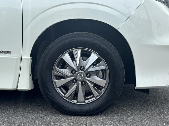 セレナ ｅ－パワー　ハイウェイスターＶ　１０インチディーラー純正ナビ　全周囲モニター　バックカメラ　両側パワースライドドア　フルセグＴＶ　クルコン　ステアリングヒーター　ドラレコ　シートヒーター　エマブレ（37枚目）