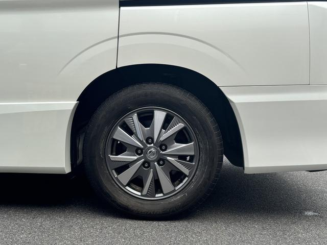 セレナ ｅ－パワー　ハイウェイスターＶ　１０インチディーラー純正ナビ　全周囲モニター　バックカメラ　両側パワースライドドア　フルセグＴＶ　クルコン　ステアリングヒーター　ドラレコ　シートヒーター　エマブレ（39枚目）