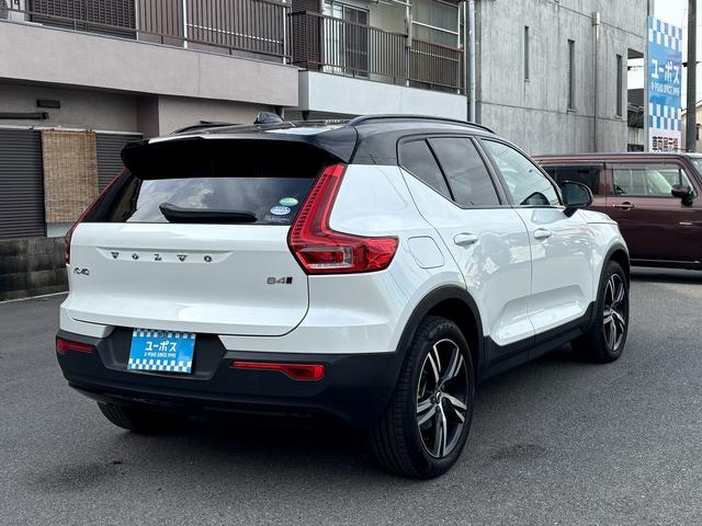 ＸＣ４０ Ｂ４　ＡＷＤ　Ｒデザイン　全周囲モニター　ハーマンカードン　ドライブレコーダー　ハンズフリーパワーバックドア　フルセグＴＶ　１９インチＡＷ　コンビシート（11枚目）